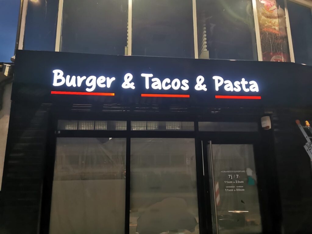 Enseigne lumineuse sur mesure – Burger Tacos Pasta