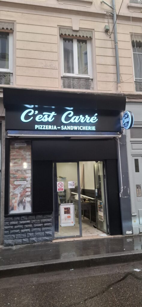 Enseigne lumineuse sur mesure – Carré - photo 3 | Deco Maker, Saint-Priest (Lyon)