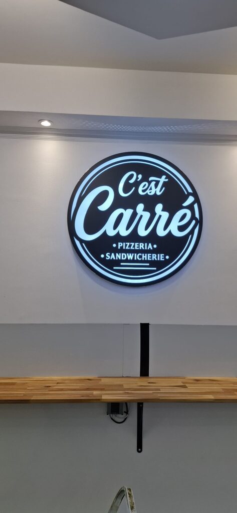 Enseigne lumineuse sur mesure – Carré - photo 2 | Deco Maker, Saint-Priest (Lyon)