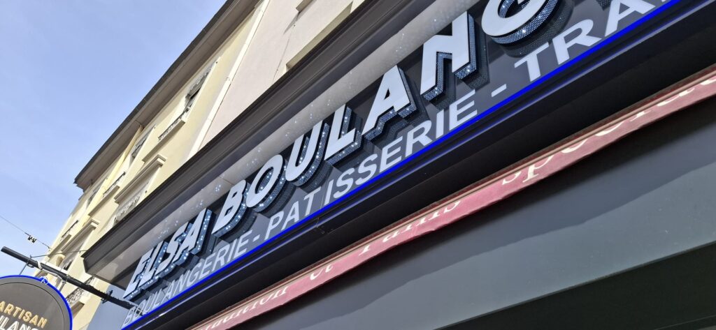 Enseigne lumineuse sur mesure – Elsa Boulangerie