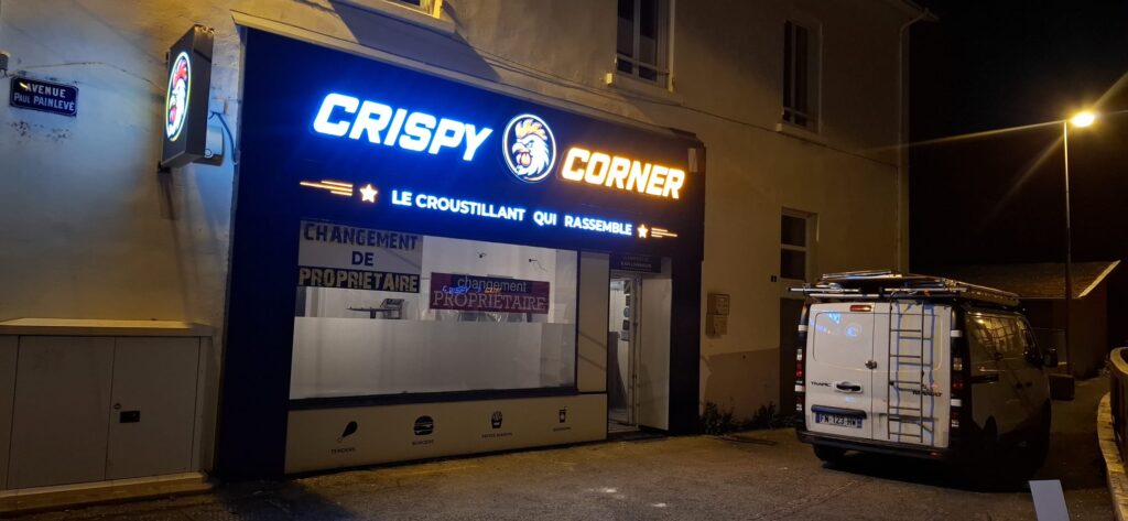 Enseigne lumineuse sur mesure – Crispy Corner - photo 2 | Deco Maker, Saint-Priest (Lyon)